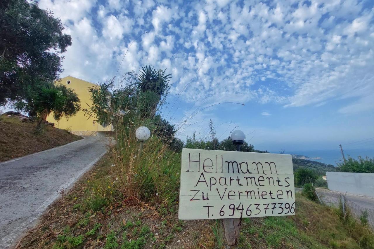 Hellmann Apartments Afión エクステリア 写真